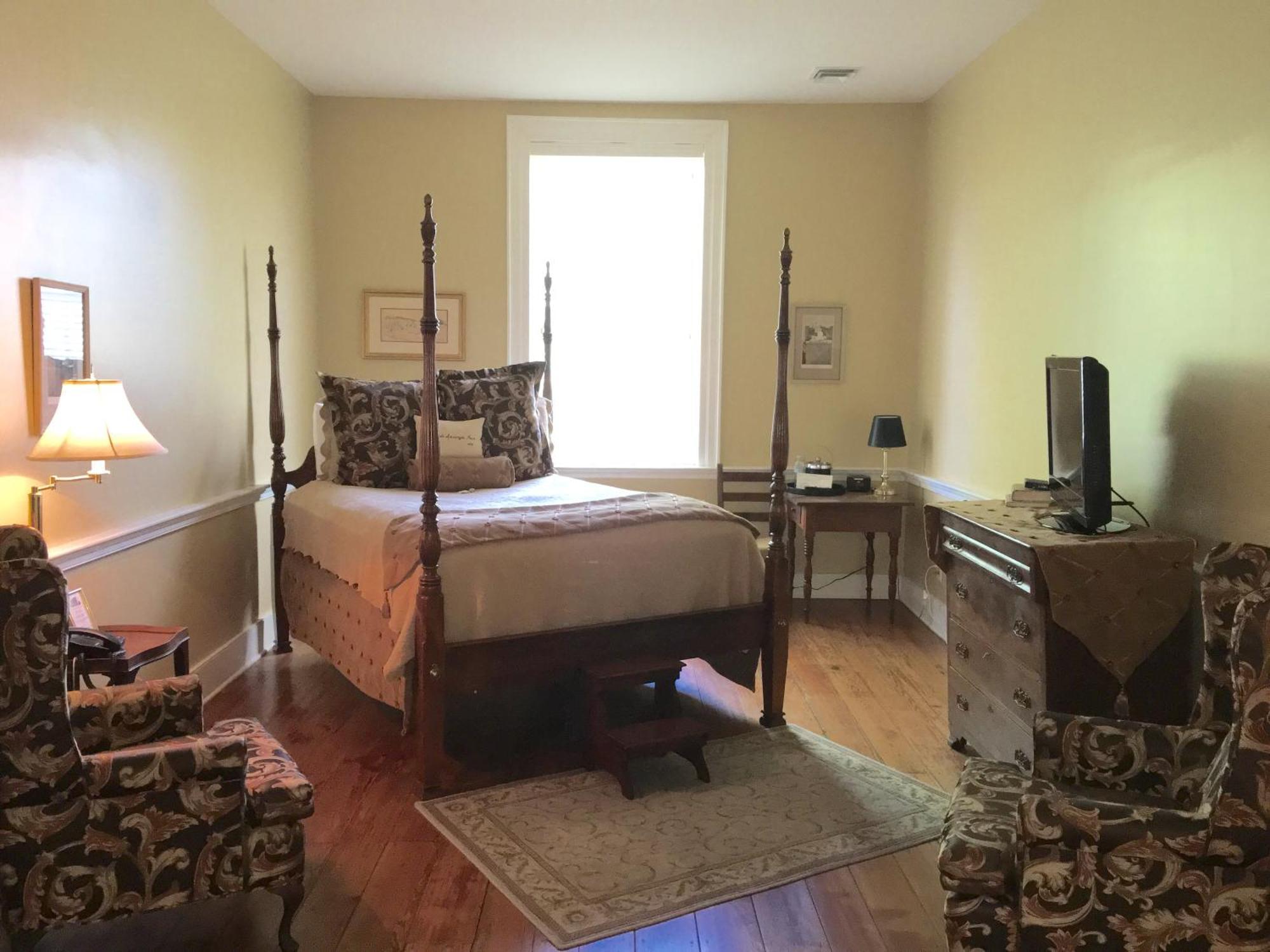 Hale Springs Inn Rogersville Номер фото